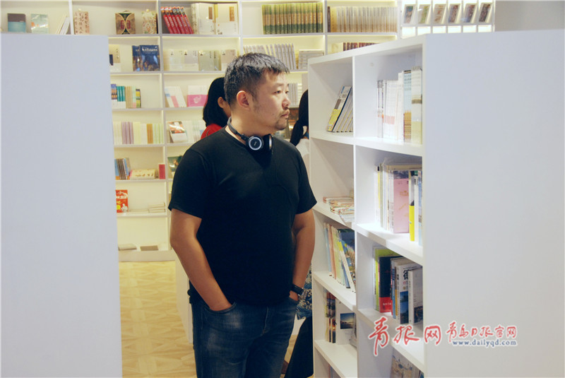 青岛离海最近的书店开业了 海洋元素满满！