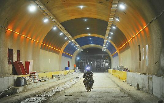 ��·�����Ҷ��������ܹ�ͨ �ϱ����������ȫ����ͨ