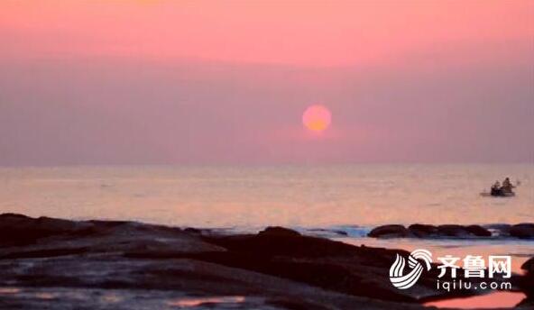 揭秘日照84年石臼老灯塔 新老地标见证历史变迁