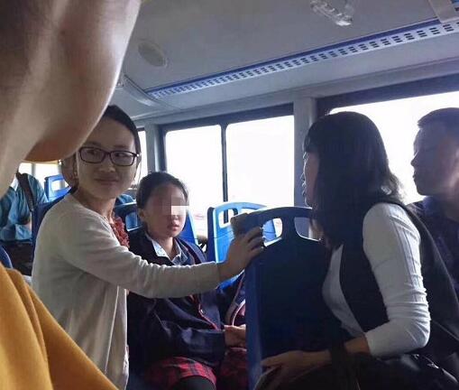 青岛：全城接力找回走失女孩 防走失锦囊家长收好