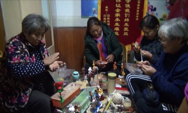 山东“面塑奶奶”捐款近百万：一辈子赚的钱基本都捐了
