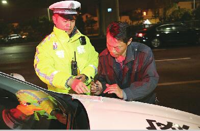 多部门连夜联合执法 槐荫打响蓝天保卫战