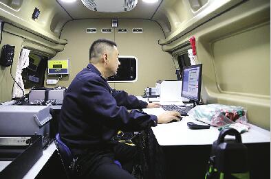 多部门连夜联合执法 槐荫打响蓝天保卫战