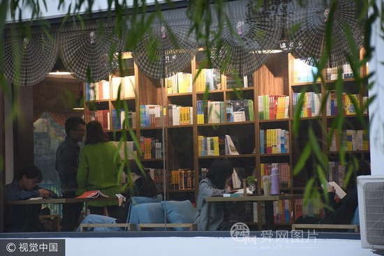 聊城大学现“高颜值”书店 文艺清新读书好去处