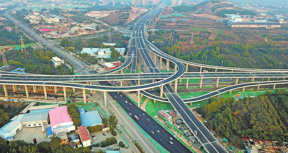 济南工业北路二环西路南延高架段试通车