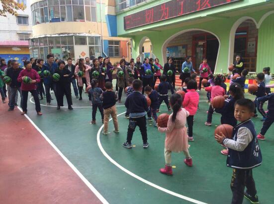 舜北幼儿园开展家长开放日活动