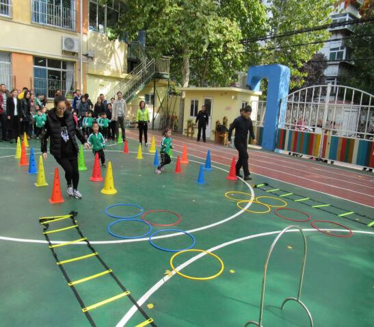 舜北幼儿园开展家长开放日活动