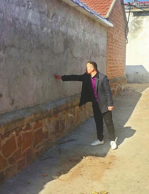 ����һŮ���峿���� �·�ǰ����ͬ����������ִ