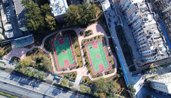 济南千平方米烧烤店变身社区健身场