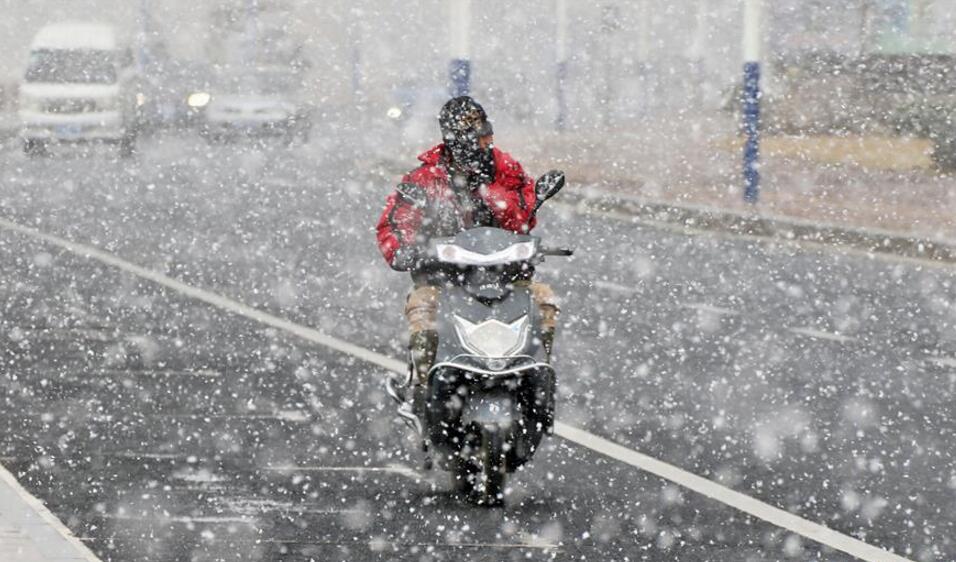 ɽ����̨ӭ�������붬�׳���ѩ ����ðѩ����