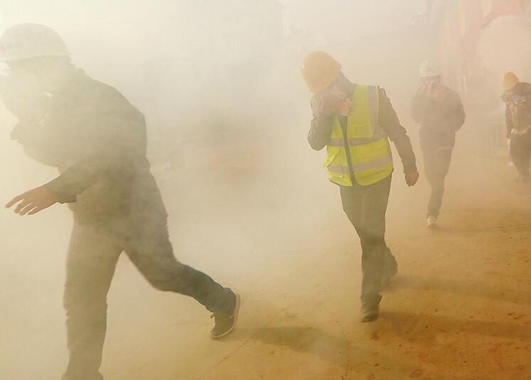 �������ˡ��𳡡�����? �𾪻�����һ����������ϰ