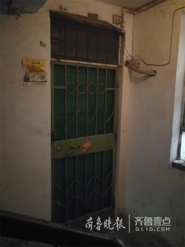 ���ϣ����Ʒ��޳����ɷ�ͱ������ 10��Ů�����ű���