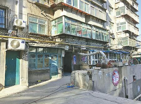 妻子在家被丈夫捅死 10岁女儿目睹一切哭着去报警