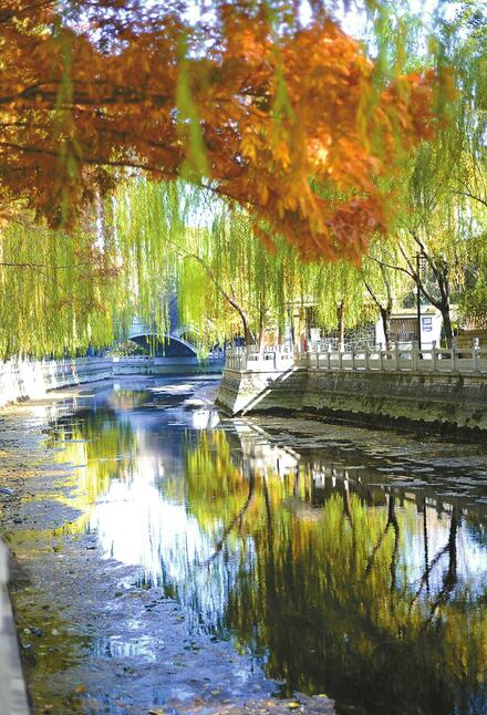 济南：护城河开闸放水 玛瑙泉短暂“停喷”