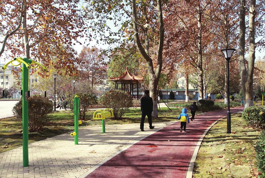 济南槐苑广场旧貌换新颜 成为市民休闲娱乐好去处