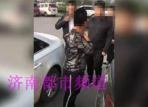 济南章丘警方处理交通事故 竟查出四十多人特大贩毒团伙