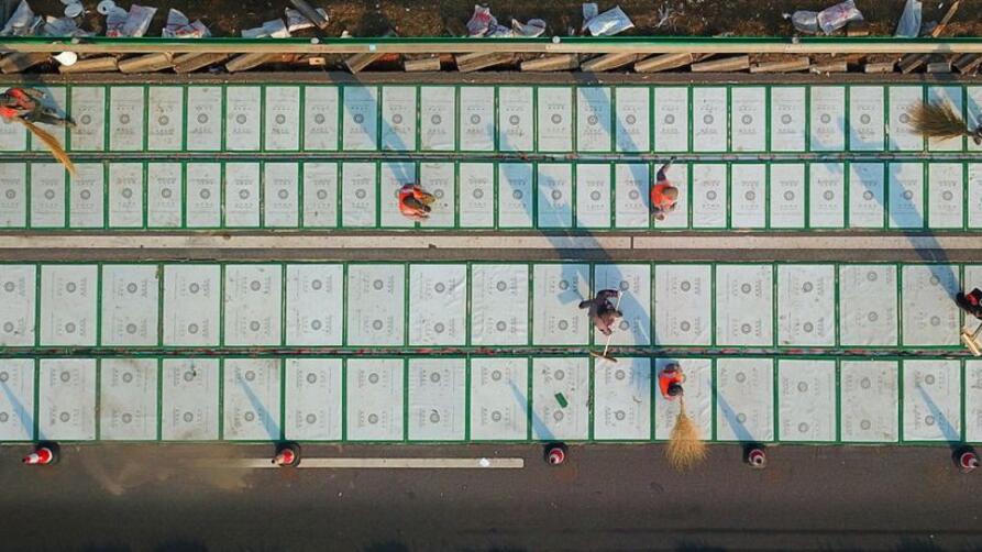 首条高速光伏公路现身济南 电动汽车的巨型“太阳能充电宝”