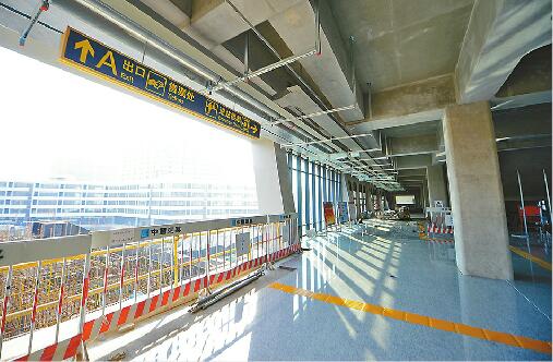 “鱼腹车站”网红气质初现 外墙似鱼鳞百叶窗敞亮