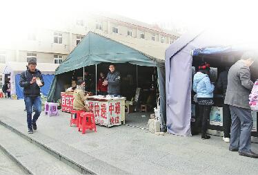 小驿站服务大民生 第三方快递代收点走热