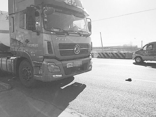 ����6Ѯ���ޱ�����ײ������ ����ʮ����ǰҲ���ڳ���