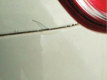 买车不到半年就爆漆 济南市民质疑顺源汽车销售“事故车”