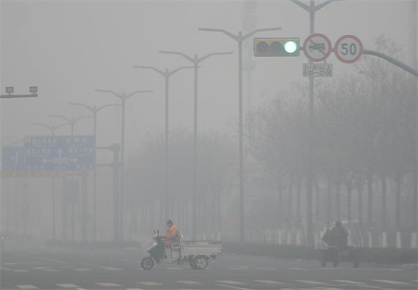 济南：立冬以来首场浓雾天