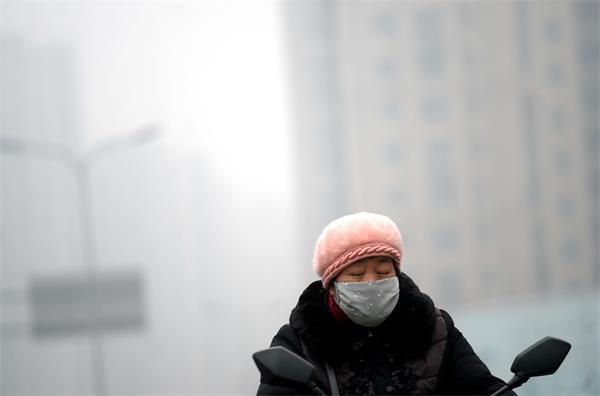 济南：立冬以来首场浓雾天