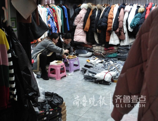 不等不靠的女汉子 来看济南泺口服装市场的“新零售”