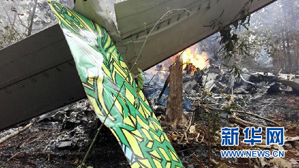 哥斯达黎加载超12名乘客小型飞机坠毁致多人遇难