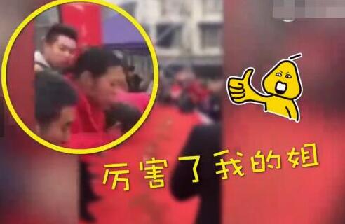 太疯狂！20秒吃50根肉串画面凶残 网友：竹签撸的直冒火星子