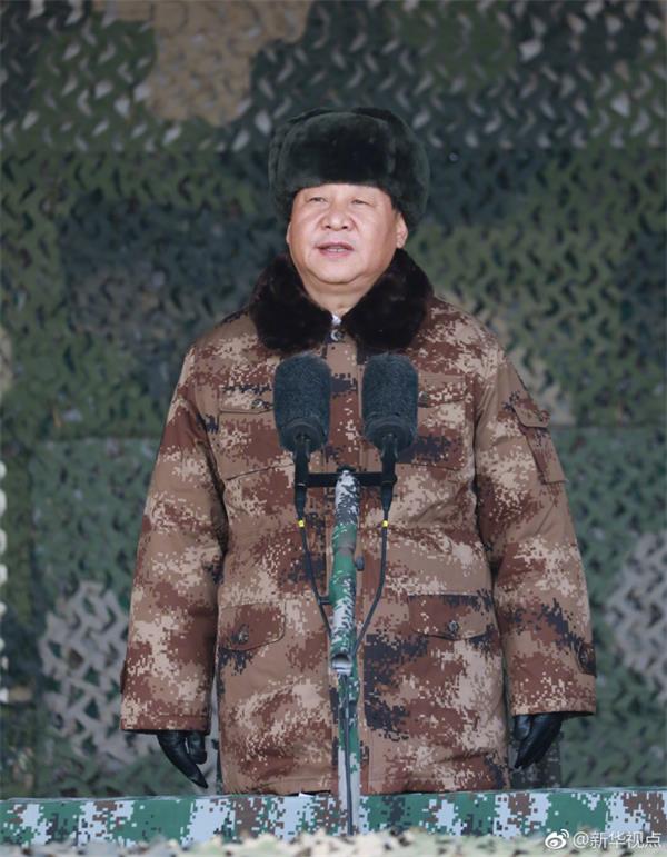 中央军委首次举行开训动员大会 习近平向全军发布训令