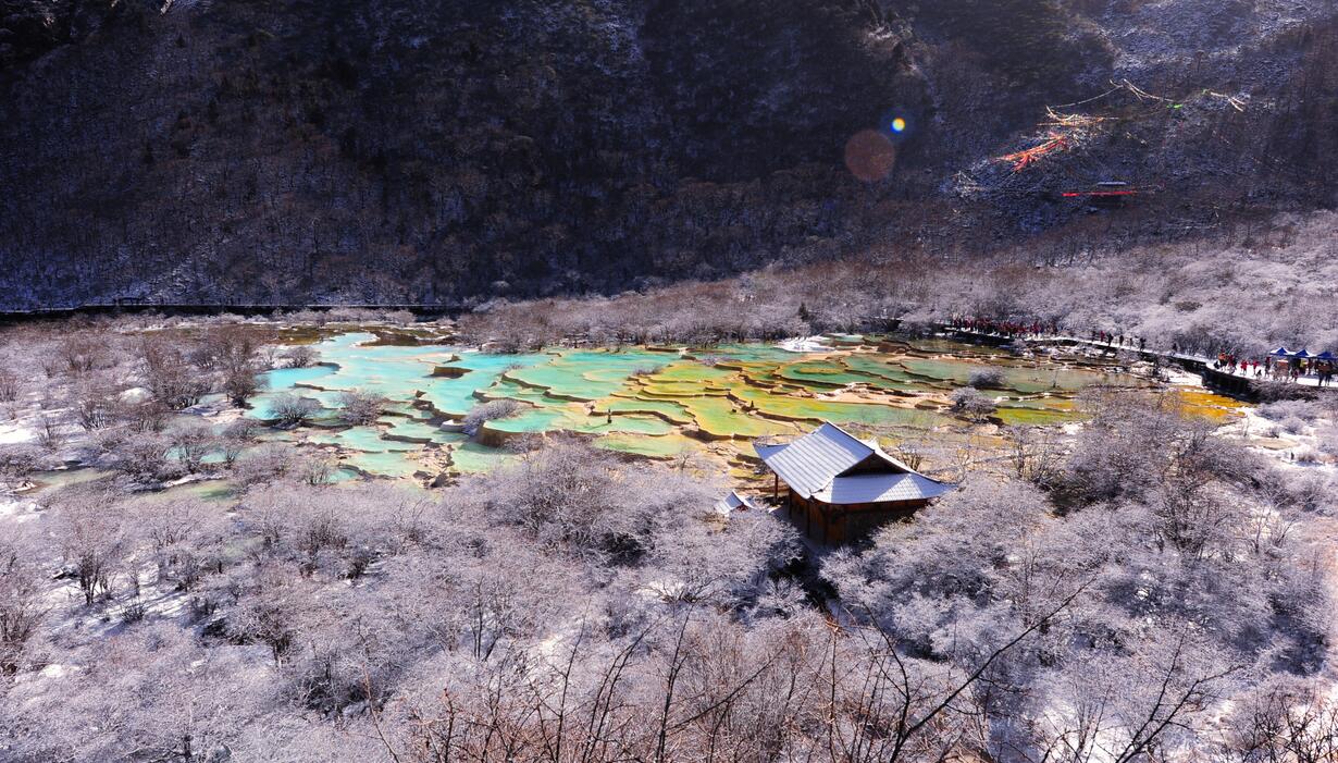 摄影家镜头里的时代记忆 董玉庆:用相机定格晨光暮色、喜怒哀乐
