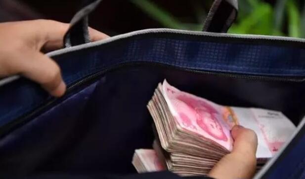 直击：一名基层干部的“自首”全记录