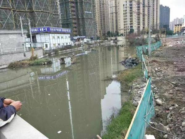 �ź�!����������ٱ�����15��Ԫ ��������ϲ�ĩ�˳�����Ȼ����