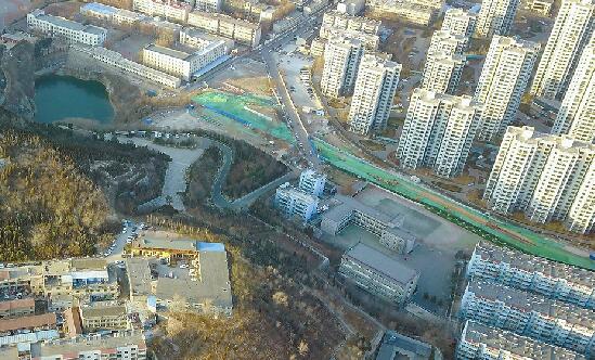 和平路东延4个月前封闭半幅施工