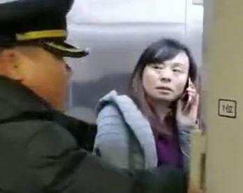 Ů���谭�������������嵲���� ����г�����4���ӱ���