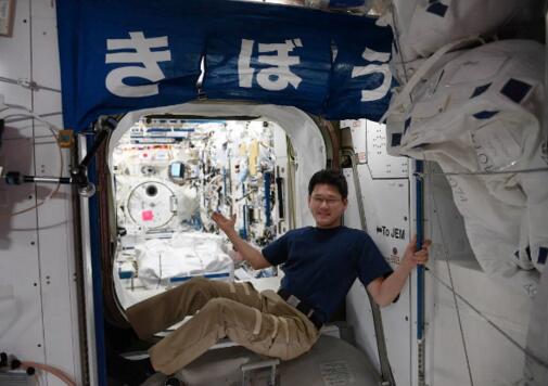 3周9cm!宇航员在太空长高 身体不断节节拔高情况极其罕见