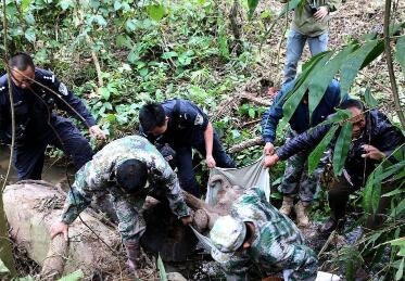 ͻ��������һ�����ˮ�� ����С������������������������Σ