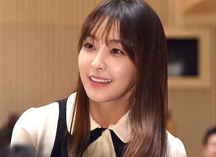 韩星郑柔美被拖欠片酬48万 相关部门顺藤摸瓜发现这不是个例