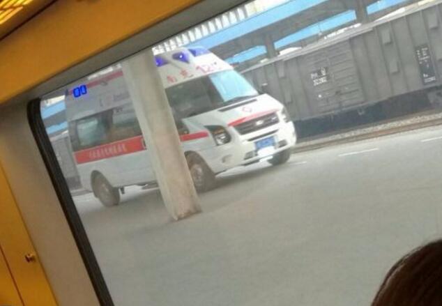 ����ͻȻͣ������ �̵㣺����������ͣ��������������