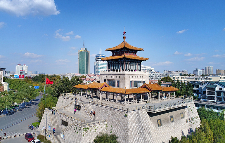 “泉城蓝”强势回归 济南“颜值”在线气质好