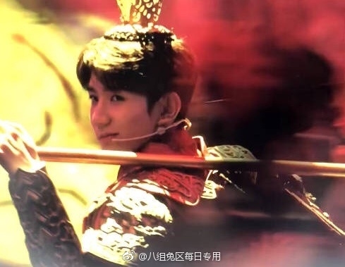 苏炸了！王源变身美猴王 翩翩少年一回眸意气风发电倒无数迷妹