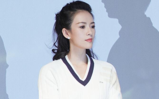 想挨揍吱声!章子怡回整容谣言 对于狗仔开黑神回应