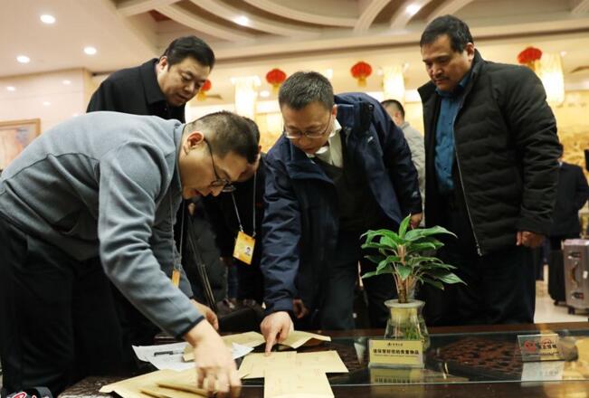 省第十三届人大一次会议代表陆续报到