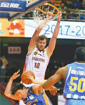 CBA��30��ɽ��126��100�Ĵ� ˫��Ԯ�����˳�ս���˾�����ȫ����߷�