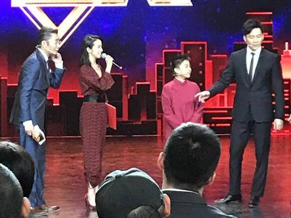 破谣!林依晨被疑厌食症 面颊凹陷暴瘦不见婴儿肥出席活动状态佳