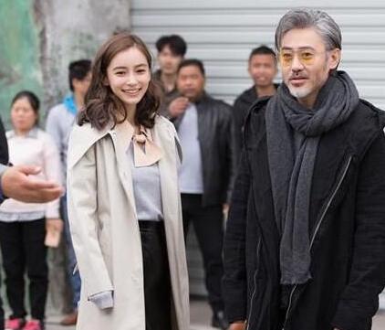 Baby与吴秀波闹市对戏遭围观 baby耍大牌惹怒吴秀波演技尴尬被吐槽