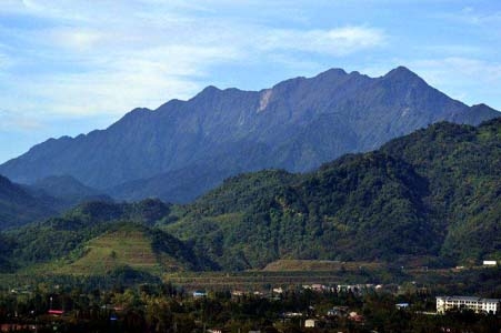 川大一副教授失联 搜尽人员根据最后的手机定位位置展开搜救