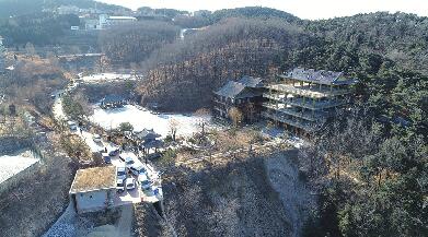 跑马岭上违建群“下马” 景区内4000余平方米违章建筑全部拆除