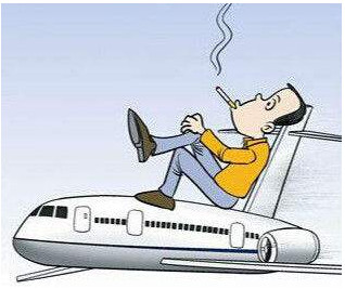 飞机厕所抽烟被罚9789元 如果不缴付罚款就得坐3个月牢